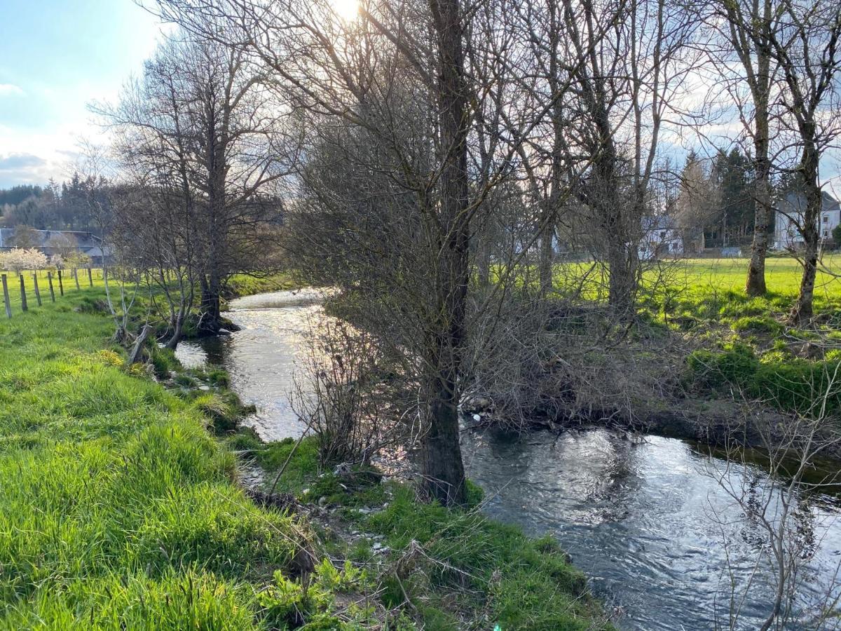 Le Heron - Gite De Charme Cloture, Acces A La Riviere - 6 Ou 10 Personnes Fauvillers Eksteriør bilde